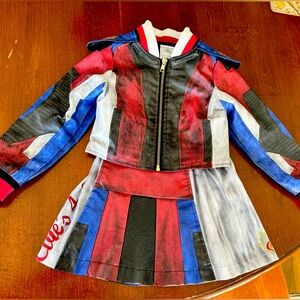 Disney Descendants costume sz 4t never been worn